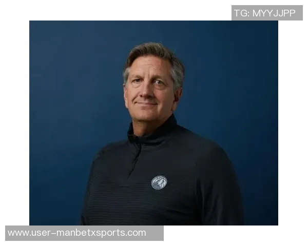 芬奇直言球队需行动解决问题球员自我认知至关重要 芬奇直言球队需行动解决问题球员自我认知至关重要