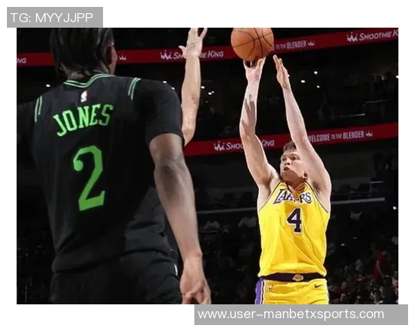 火箭狂胜鹈鹕国王力克开拓者湖人遭猛龙逆袭再遇挫折