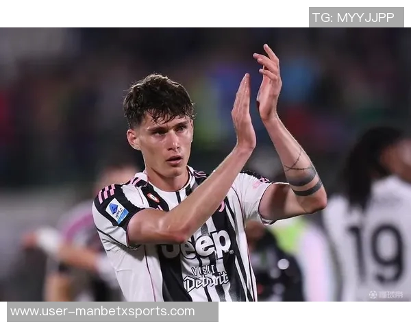 斯基拉透露塞内西经纪人将与尤文谈判争取今夏免签机会